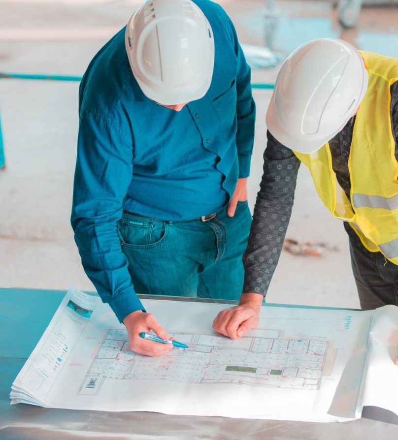 two-colleagues-working